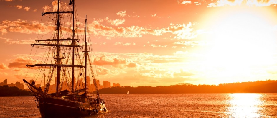 Старинный парусник Southern Swan