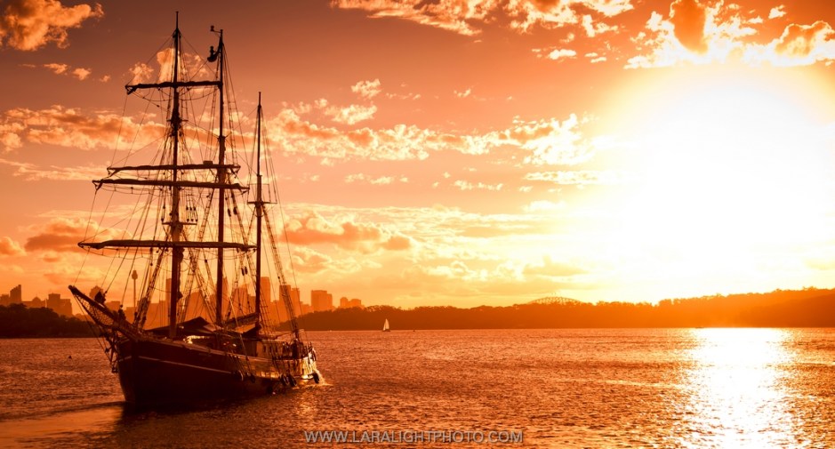 Старинный парусник Southern Swan