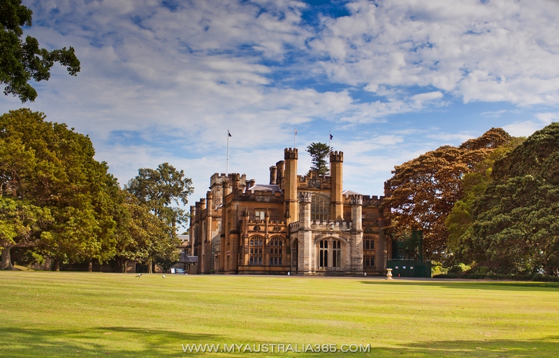 Здание Government House