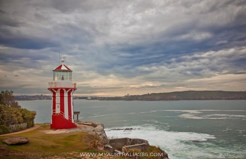 Маяк  Hornsby Lighthouse на мысе Южная голова South Head 
