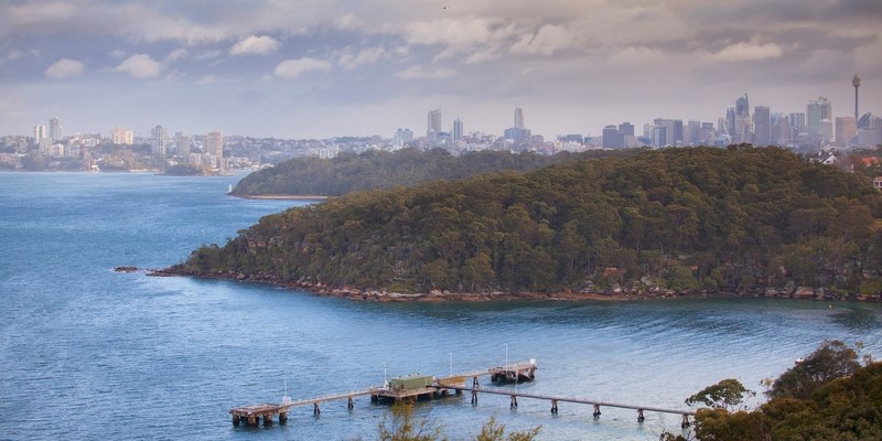 Вид на сиднейскую бухту из ресторана The Tea Room Ganners’ Barracks в Мосмане